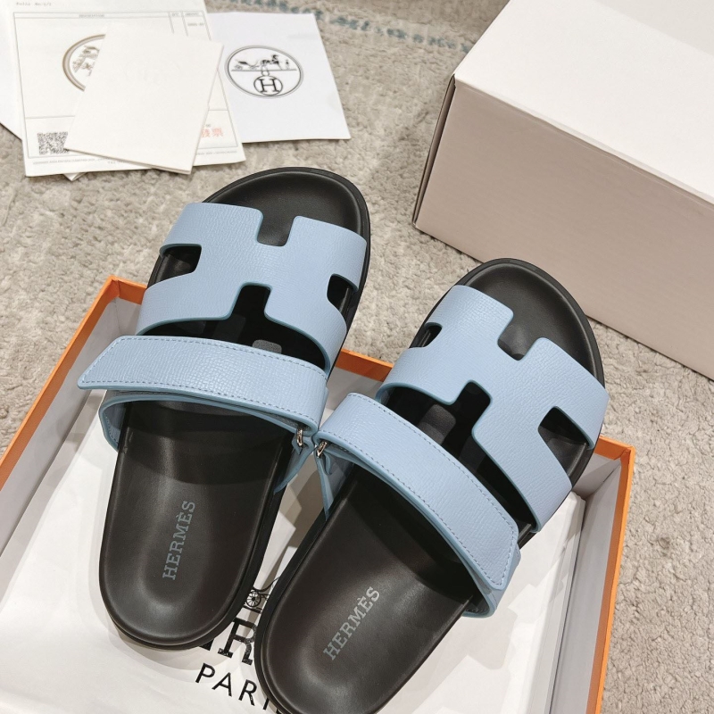 H**mes slippers